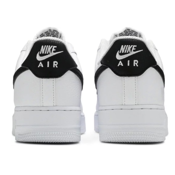 🖤 Air Force 1 '07 'White Black’ CT2302-100 Men’s Size 7/Women’s Size 8.5 - Picture 4 of 14